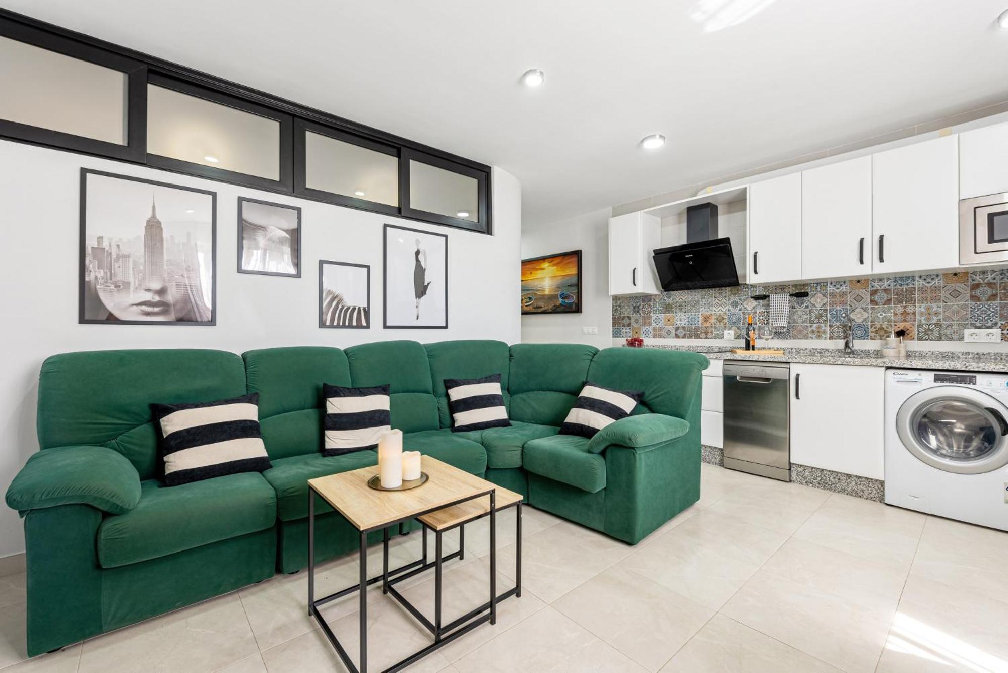 Appartement Roca Private Swimming Pool Parking